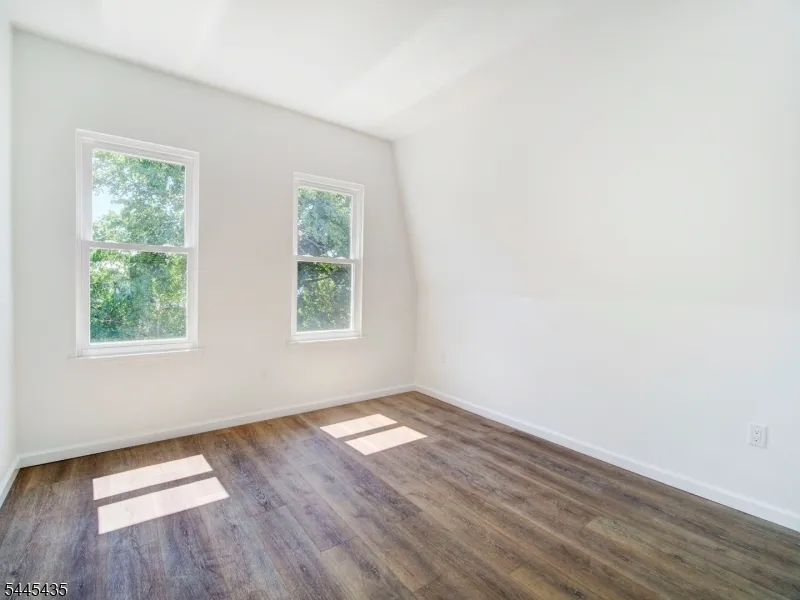94 Washington Ave Irvington, NJ 07111