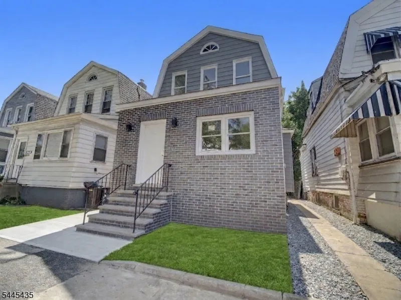 94 Washington Ave Irvington, NJ 07111