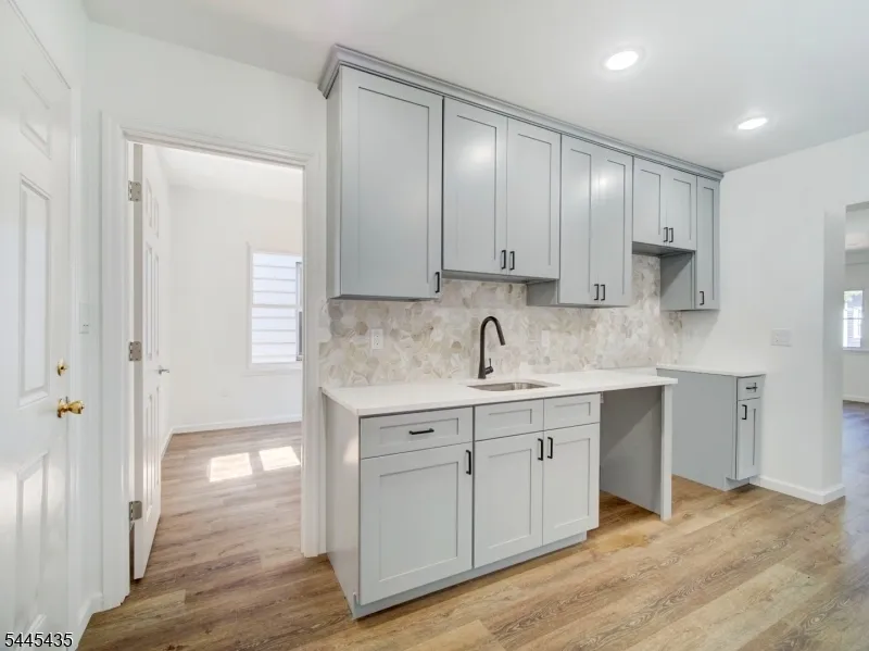 94 Washington Ave Irvington, NJ 07111