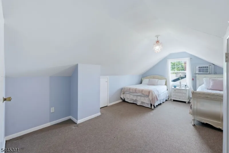 56 Essex Ave Maplewood, NJ 07040