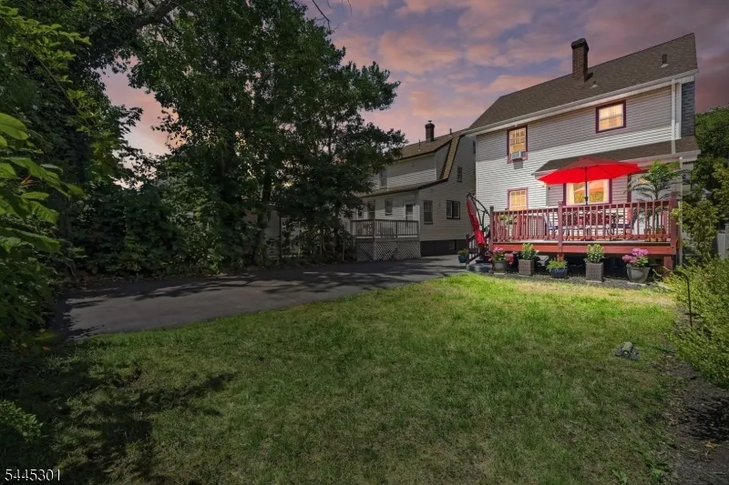 56 Essex Ave Maplewood, NJ 07040