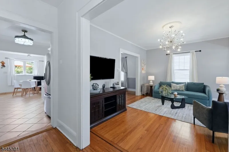 56 Essex Ave Maplewood, NJ 07040