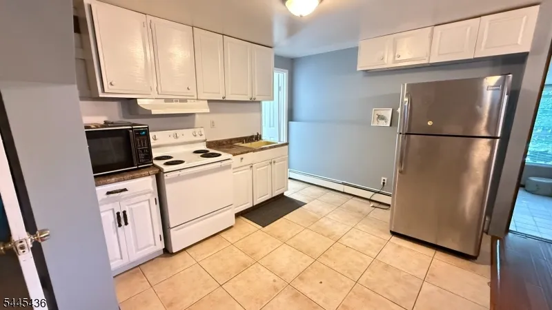 35 Lakeview Rd Ringwood, NJ 07456