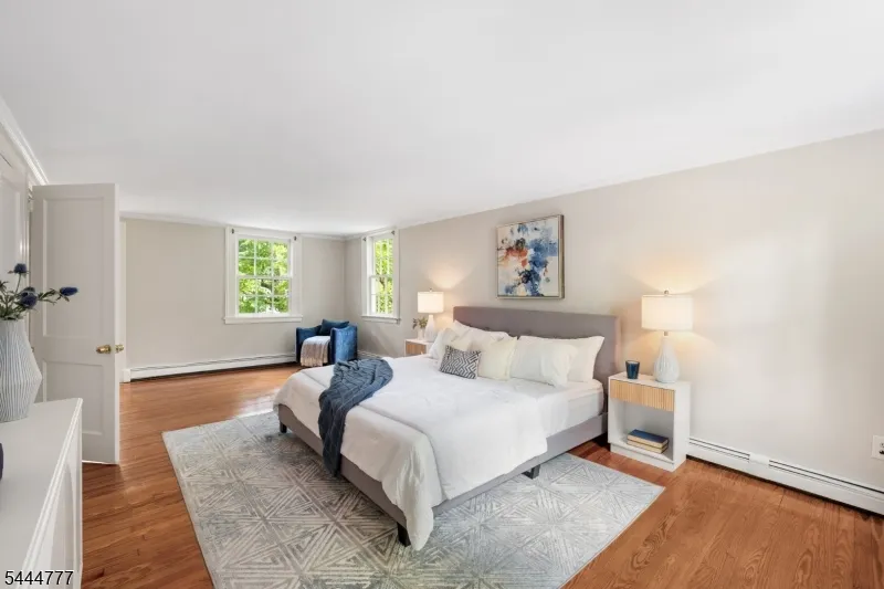 86 Washington St Rocky Hill, NJ 08553