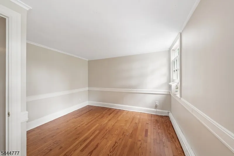 86 Washington St Rocky Hill, NJ 08553