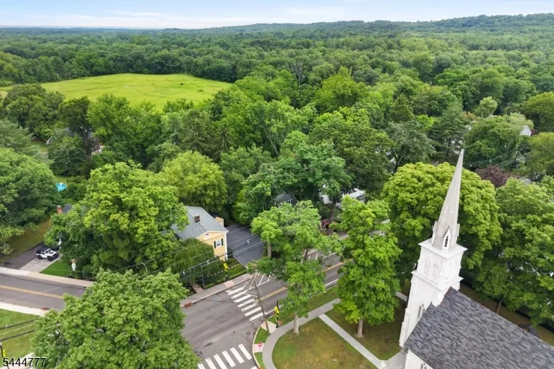 86 Washington St Rocky Hill, NJ 08553