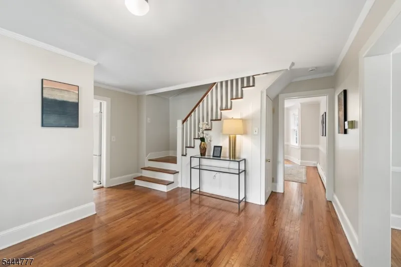 86 Washington St Rocky Hill, NJ 08553