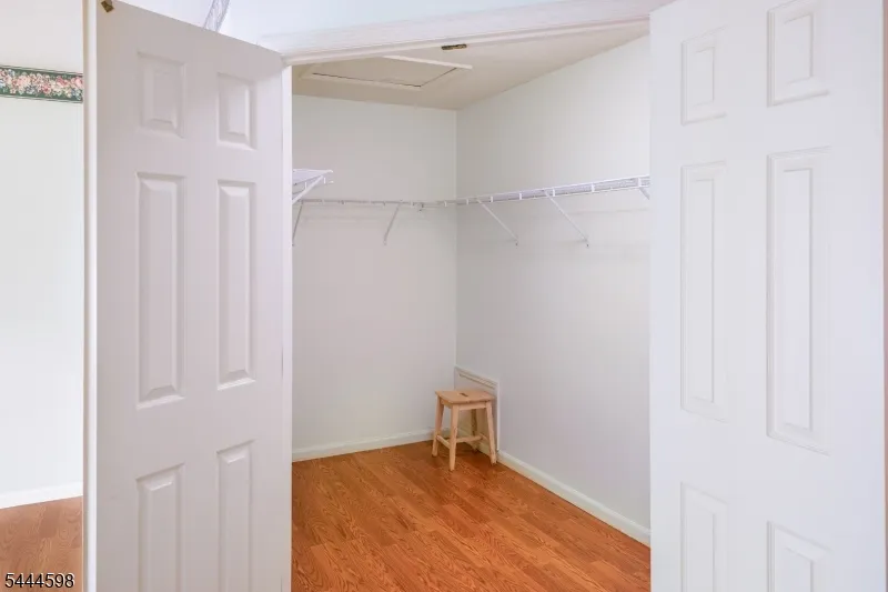 53 Castleton Rd Montgomery, NJ 08540