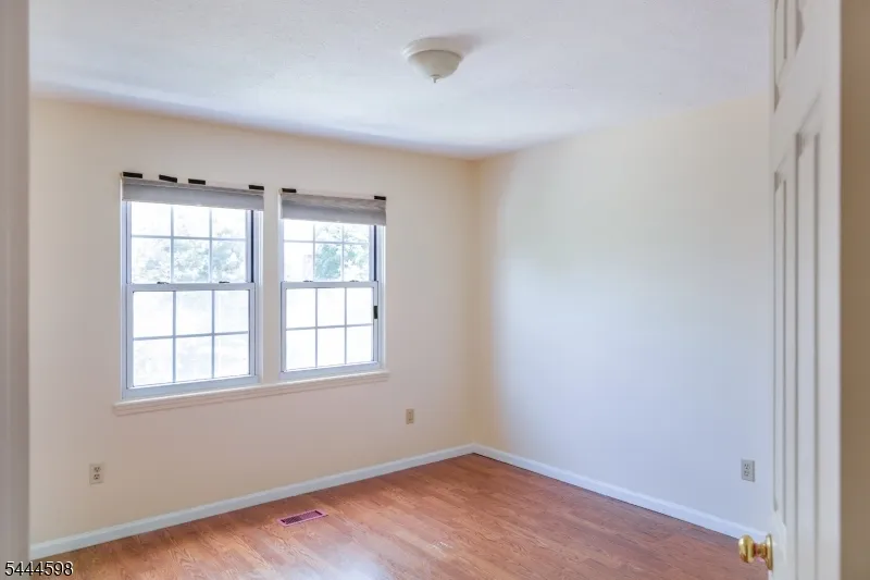53 Castleton Rd Montgomery, NJ 08540