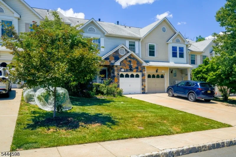 53 Castleton Rd Montgomery, NJ 08540