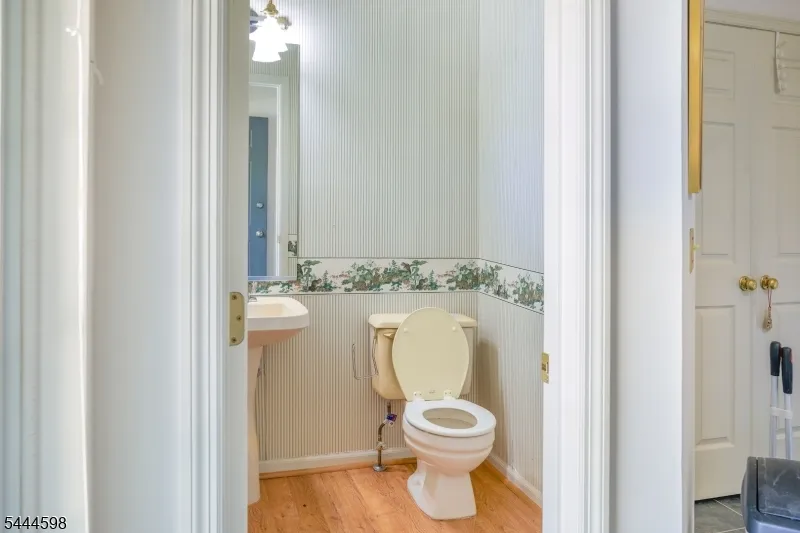 53 Castleton Rd Montgomery, NJ 08540