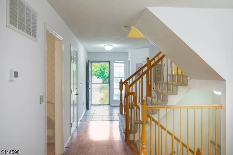 53 Castleton Rd Montgomery, NJ 08540