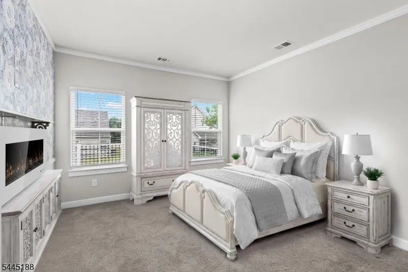 18 Mountain View Ln Mansfield, NJ 07865