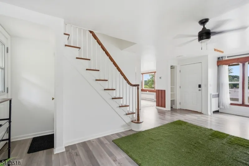 255 E Shore Trl Sparta, NJ 07871
