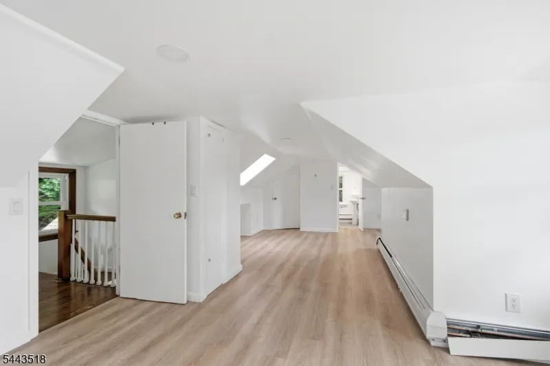 255 E Shore Trl Sparta, NJ 07871