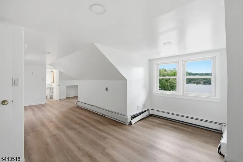 255 E Shore Trl Sparta, NJ 07871