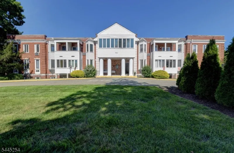520 Turnpike C221 #221 Unit 221 Pequannock, NJ 07444