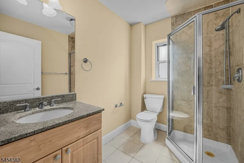 70 S Munn Ave #808 Unit 808 East Orange City, NJ 07018