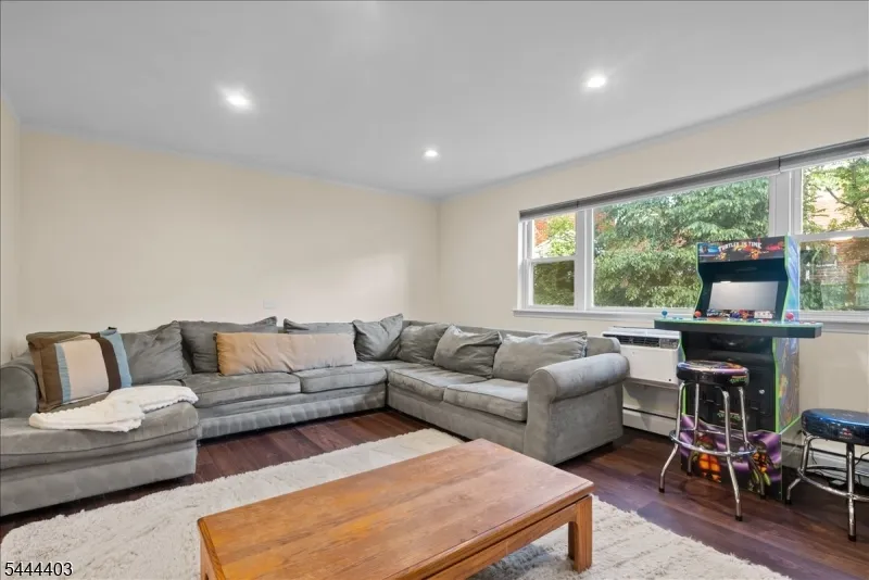 2467 State Route 10 #3B Unit 3B Parsippany-Troy Hills, NJ 07950