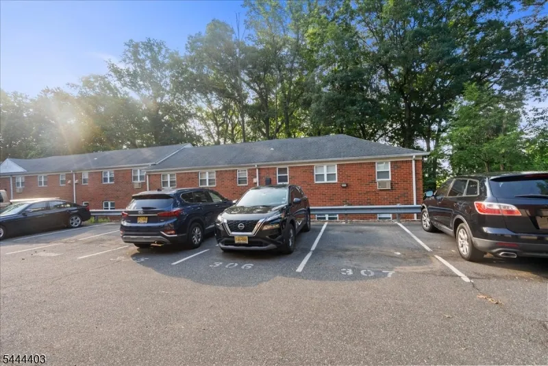 2467 State Route 10 #3B Unit 3B Parsippany-Troy Hills, NJ 07950