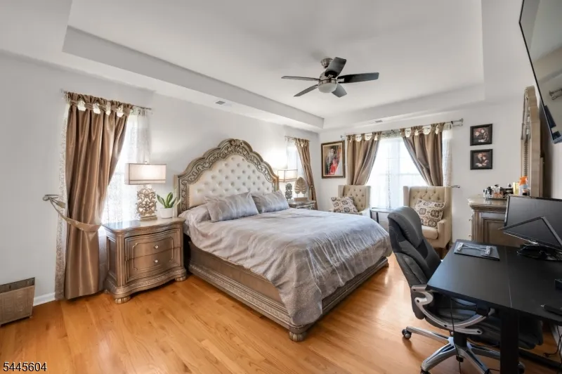 6 Jacob Way Lopatcong, NJ 08865