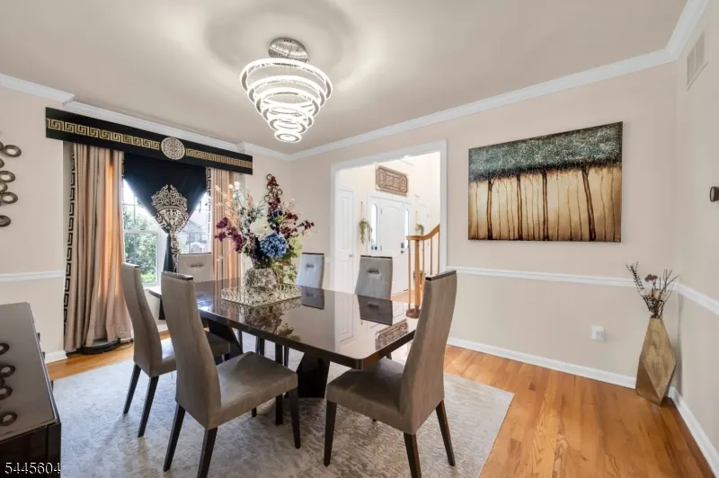 6 Jacob Way Lopatcong, NJ 08865