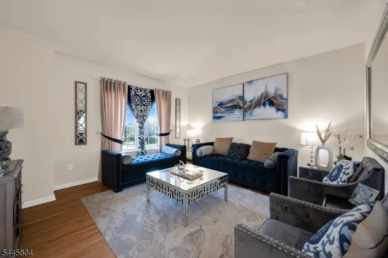 6 Jacob Way Lopatcong, NJ 08865