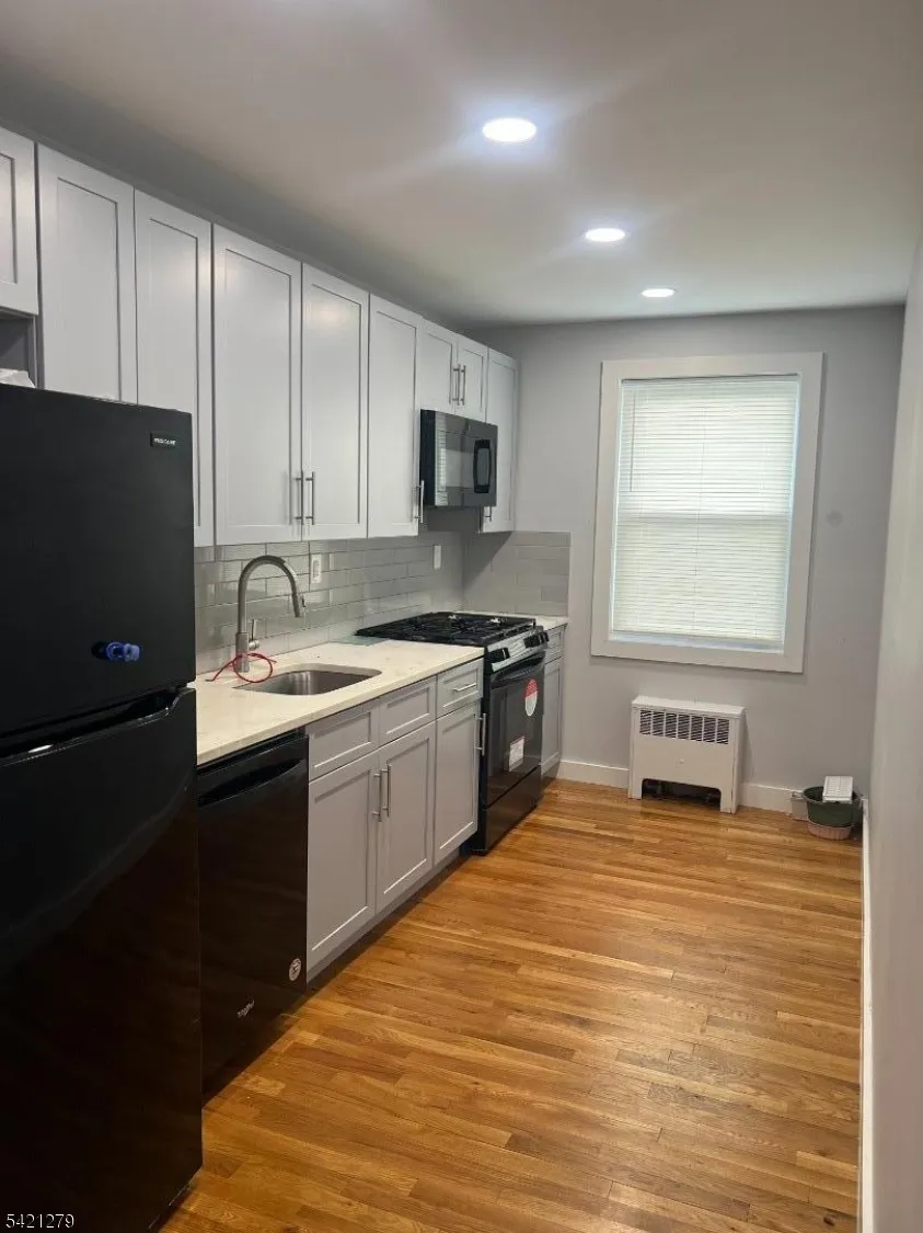 935 Broad St #35B Unit 35B Bloomfield, NJ 07003