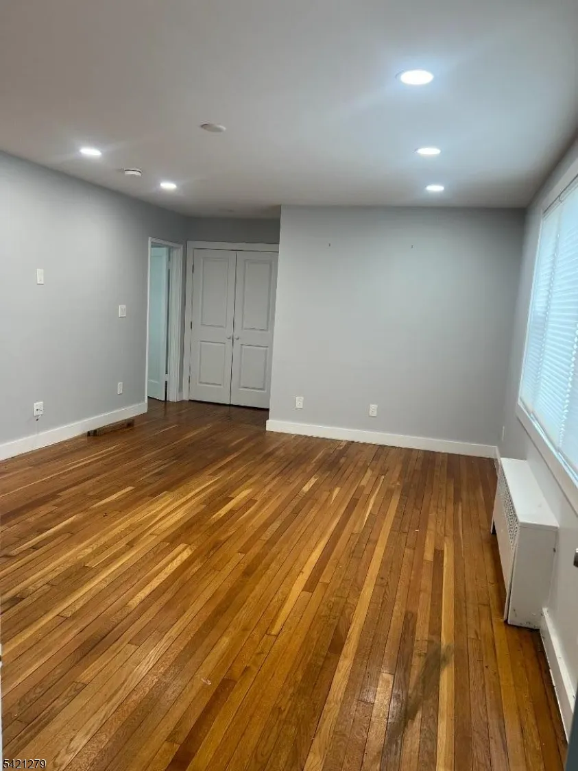935 Broad St #35B Unit 35B Bloomfield, NJ 07003