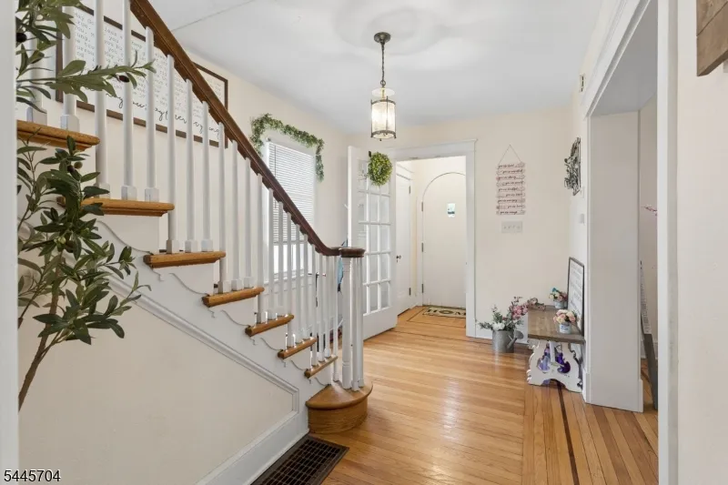 42 S State St Vineland City, NJ 08360