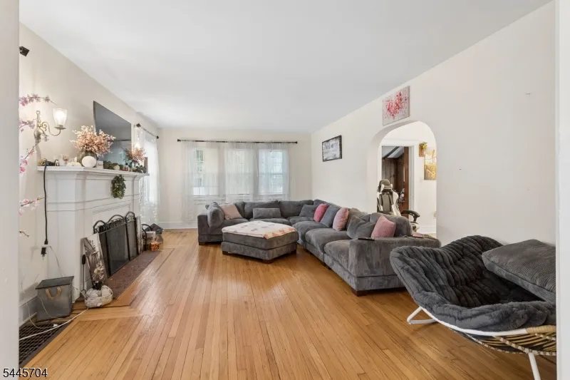 42 S State St Vineland City, NJ 08360