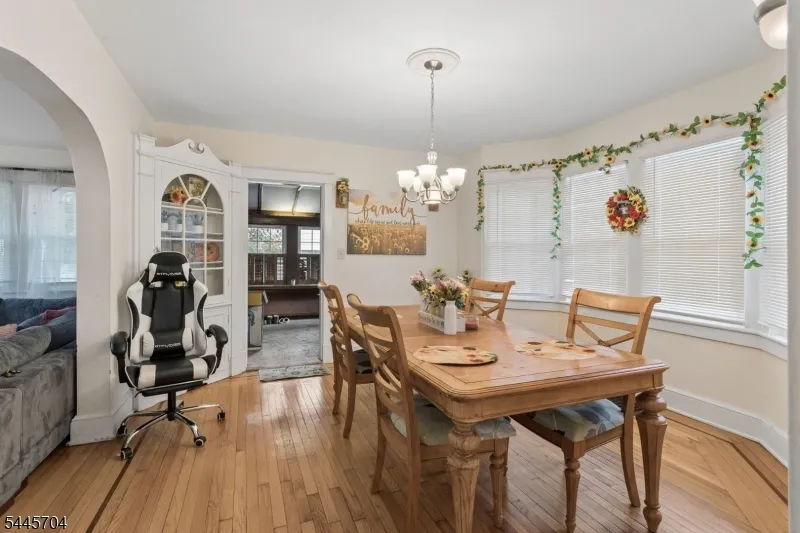 42 S State St Vineland City, NJ 08360