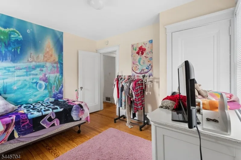 42 S State St Vineland City, NJ 08360