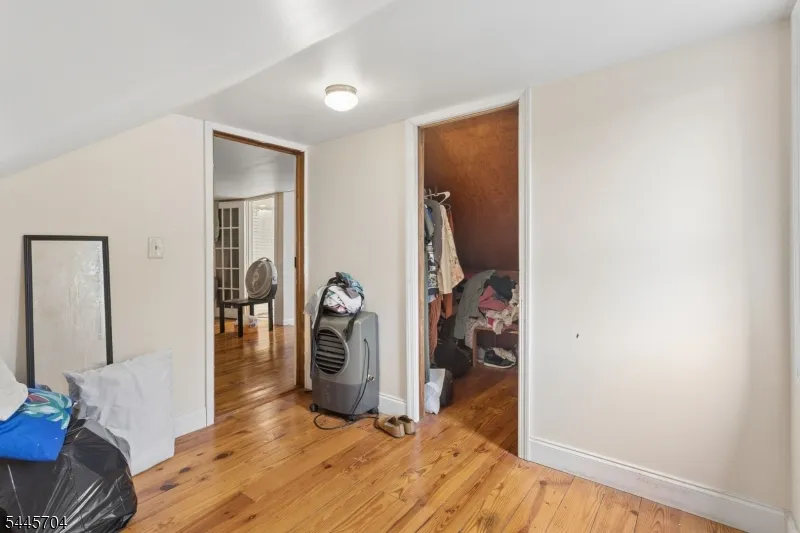 42 S State St Vineland City, NJ 08360