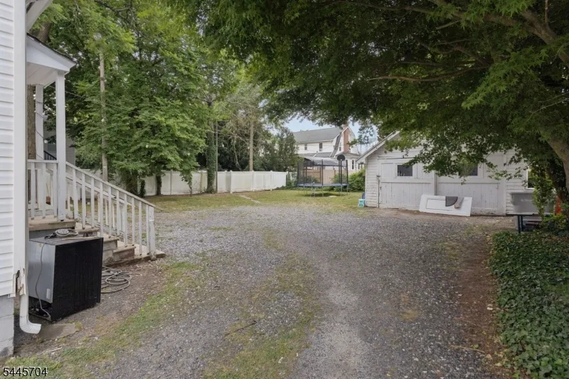 42 S State St Vineland City, NJ 08360