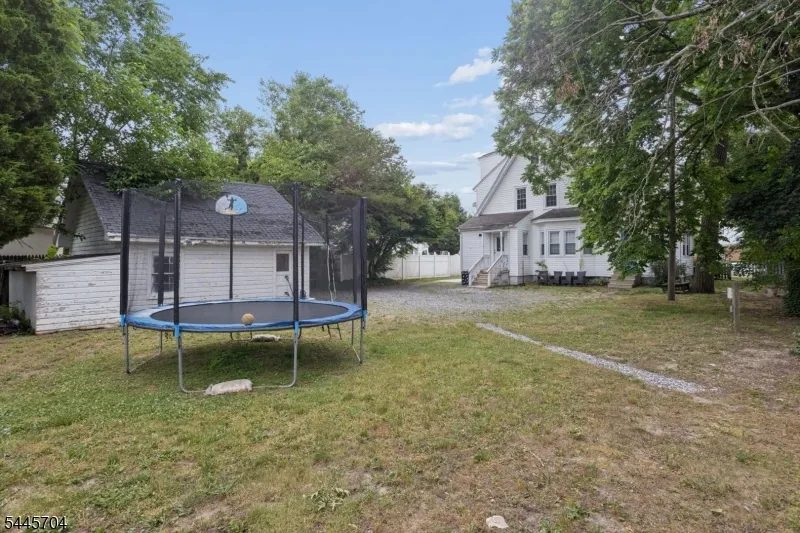42 S State St Vineland City, NJ 08360