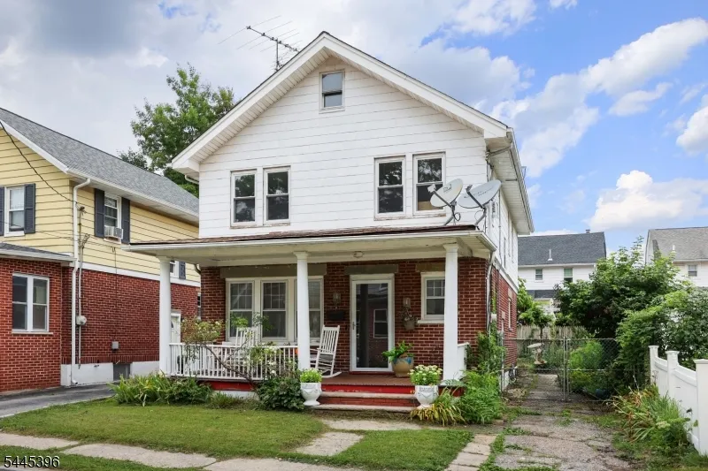 140 Valentine Pl Woodbridge, NJ 07095