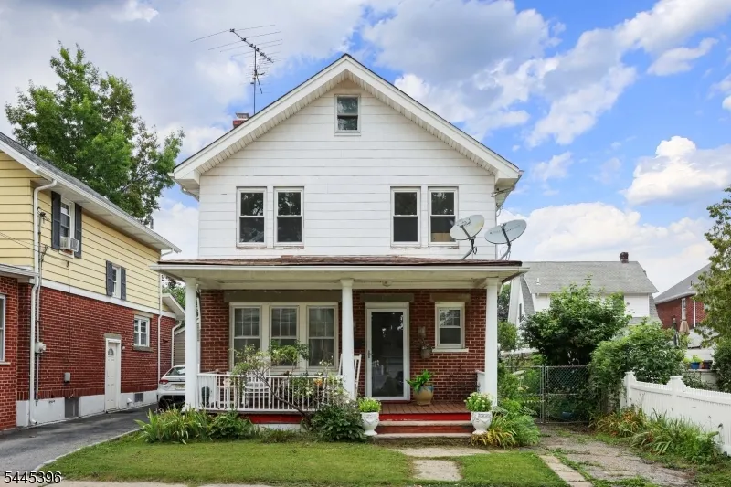 140 Valentine Pl Woodbridge, NJ 07095