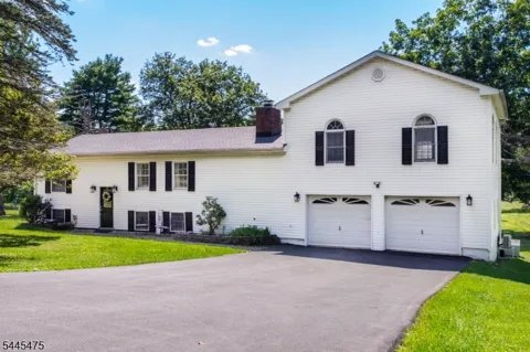 19 Little Rd
