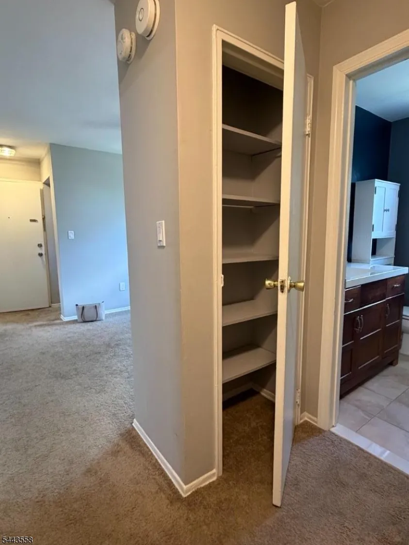 2467 State Rt10 BLDG 14-1B #1B Unit 1B Parsippany-Troy Hills, NJ 07950