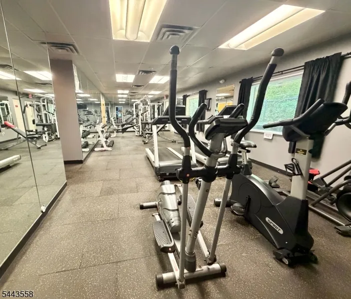 2467 State Rt10 BLDG 14-1B #1B Unit 1B Parsippany-Troy Hills, NJ 07950