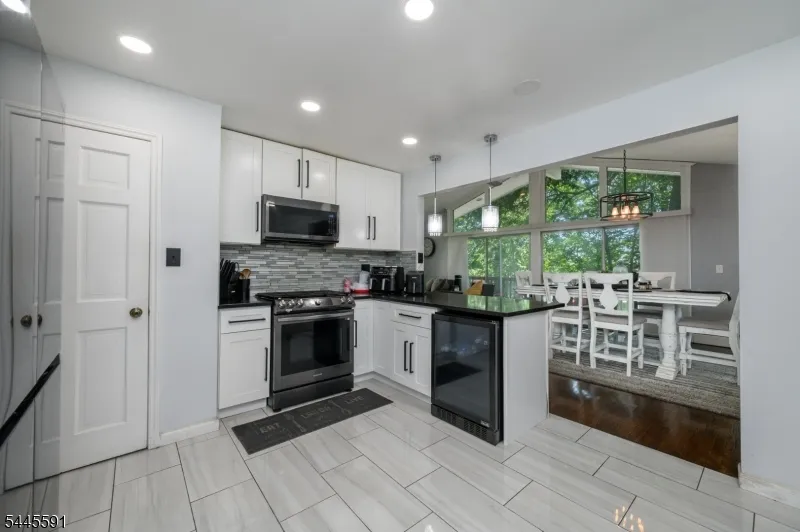 1 Lewis St Haledon, NJ 07508