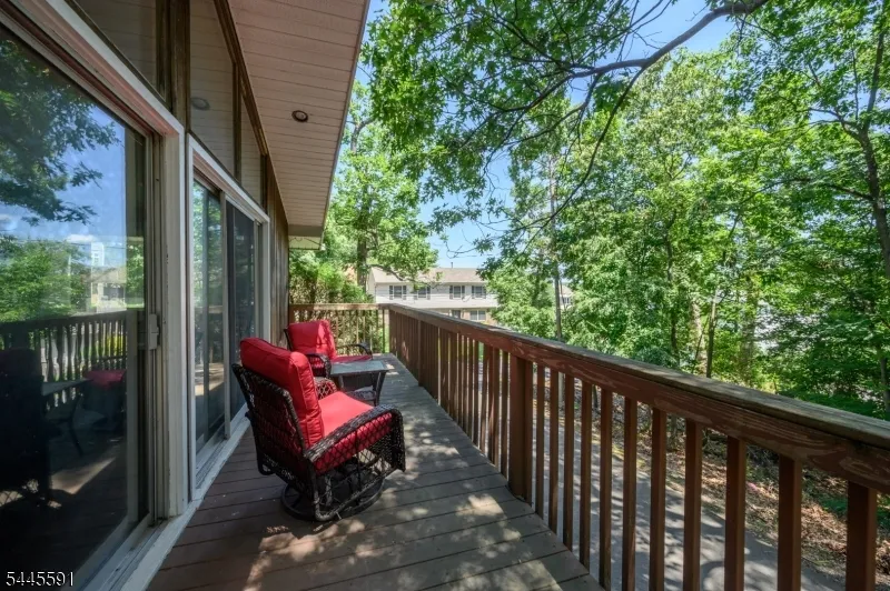 1 Lewis St Haledon, NJ 07508