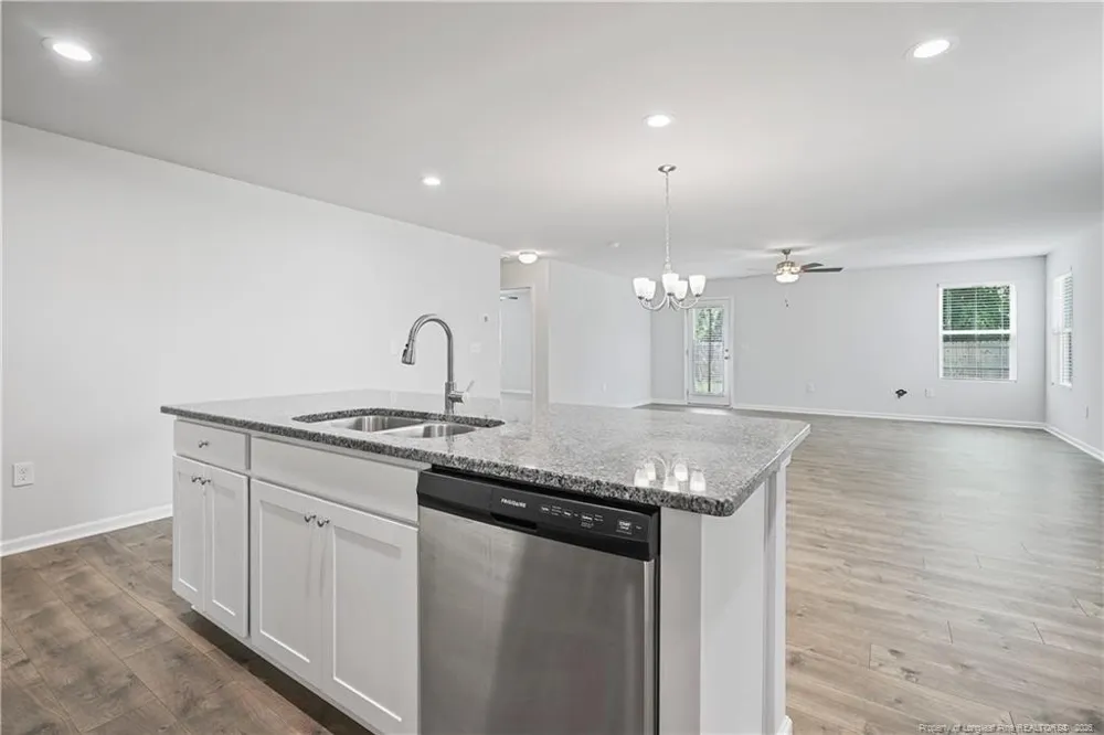 250 Melbourne Drive Raeford, NC 28376