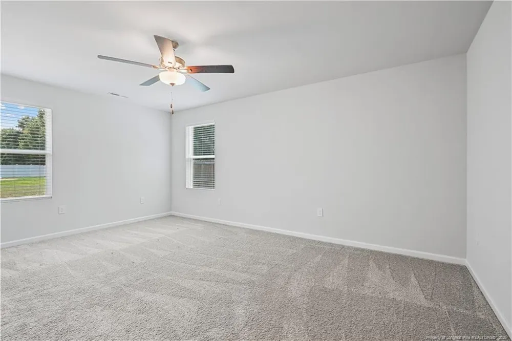 250 Melbourne Drive Raeford, NC 28376
