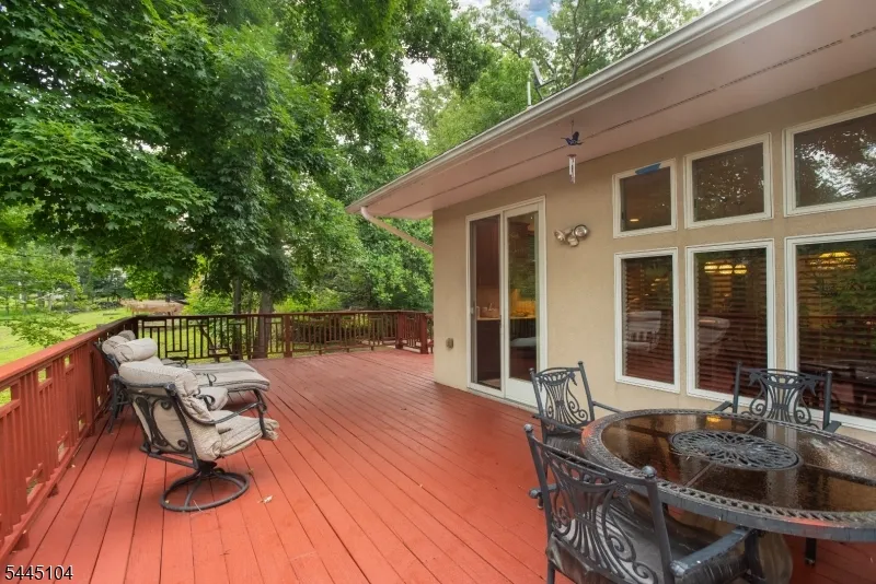 203 Rock Road W Green Brook, NJ 08812