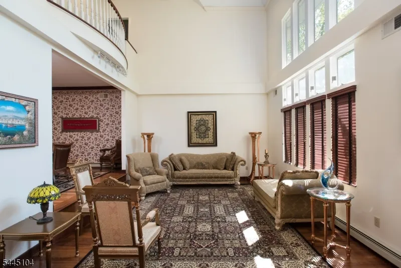 203 Rock Road W Green Brook, NJ 08812