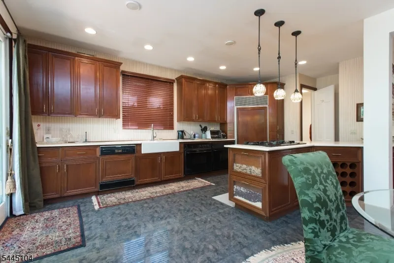 203 Rock Road W Green Brook, NJ 08812