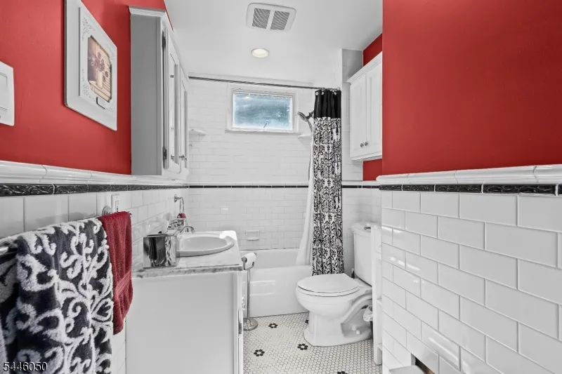 141 Overlook Ave Boonton Town, NJ 07005