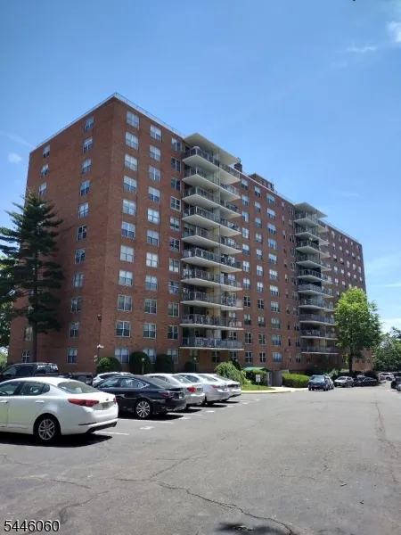 301 Beech St #7E Unit 7E Hackensack City, NJ 07601